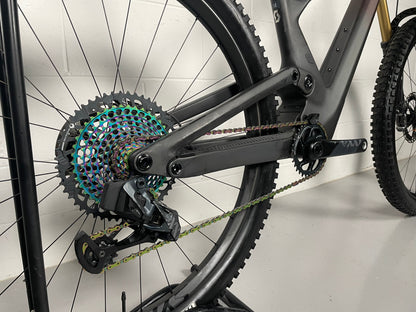 SCOTT GENIUS 900 ULTIMATE BIKE 2025