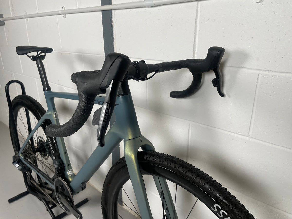 Scott Addict Gravel 10 2023 Bike