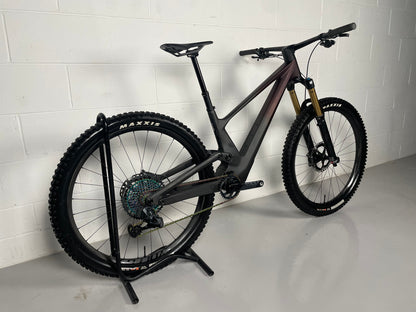 SCOTT GENIUS 900 ULTIMATE BIKE 2025